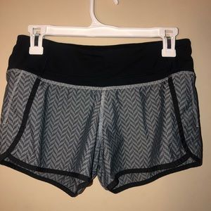 Rare lululemon 4” shorts